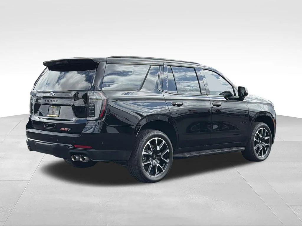 Used 2025 Black Chevrolet RST image 7