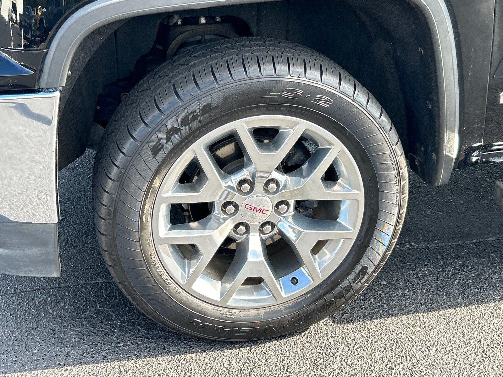 Used 2018 ONYX BLACK GMC SLT image 12
