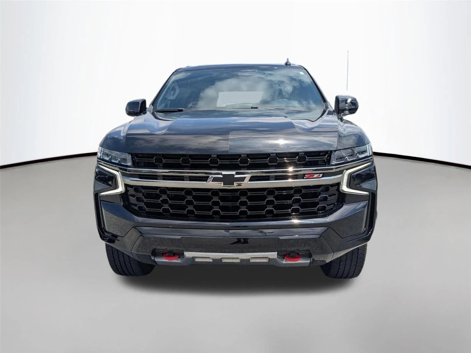 Used 2022 Black Chevrolet Z71 image 2