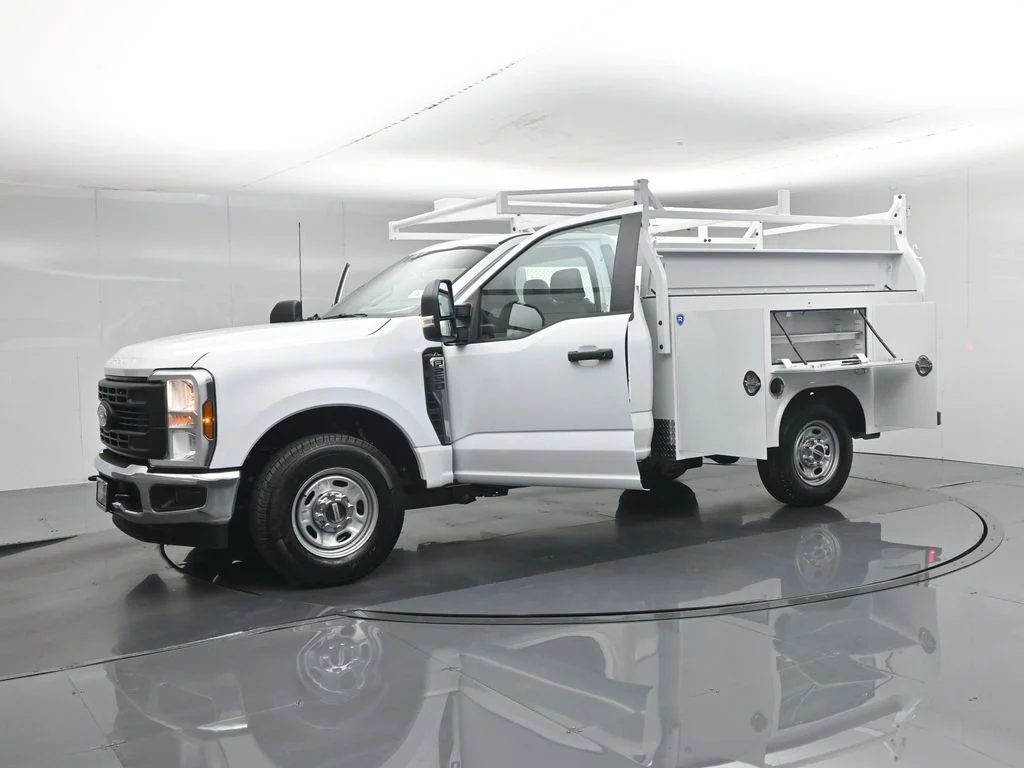 New 2026 White Ford XL image 5