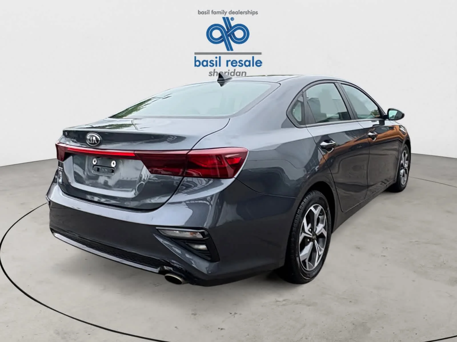 Used 2021 Gravity Gray Kia LXS image 6