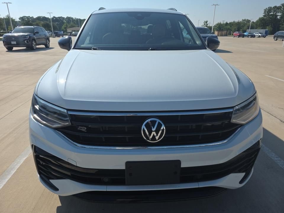 Certified Used 2023 Opal White Volkswagen 2.0T SE R-Line Black image 3