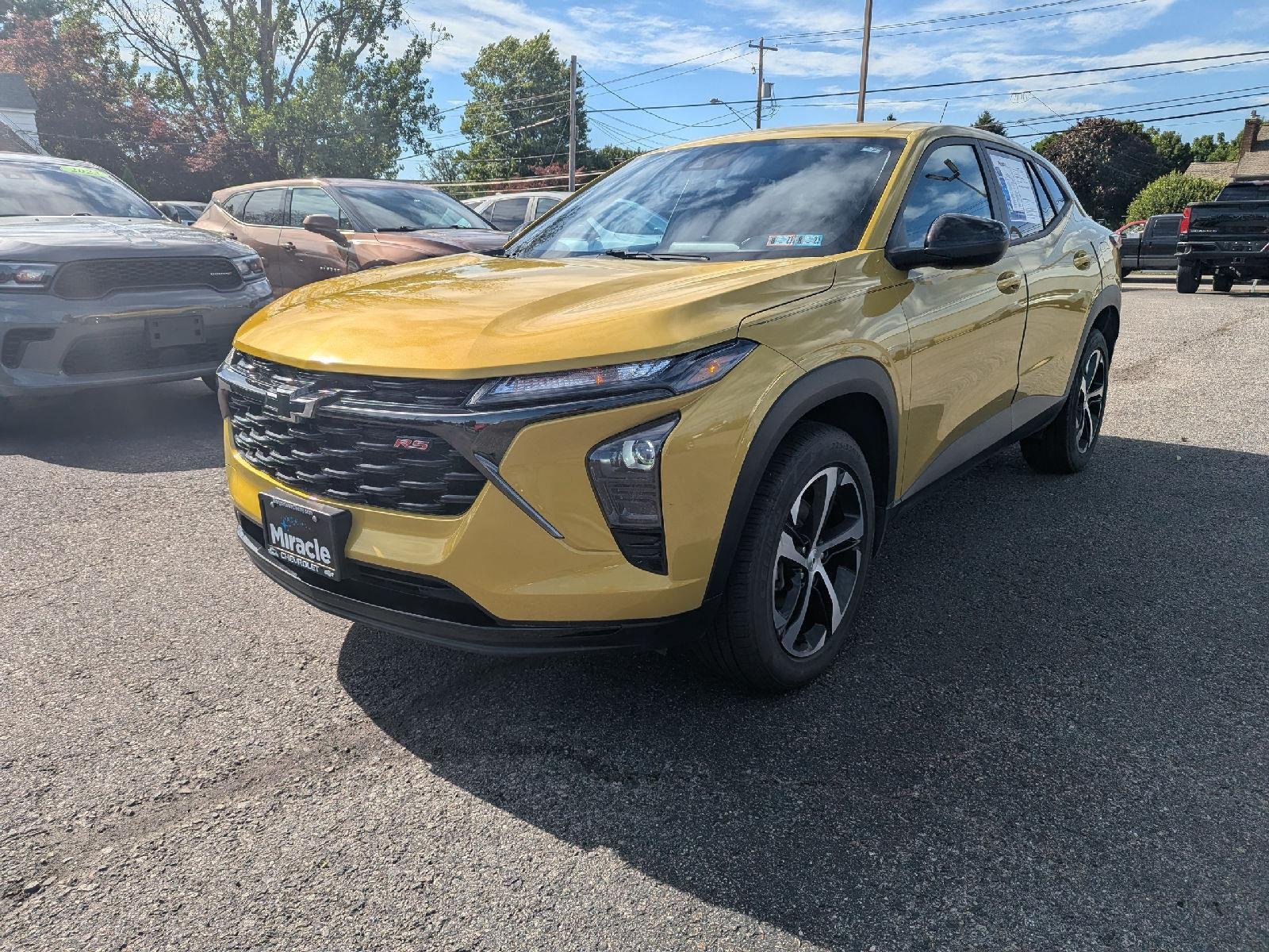 Used 2024 Nitro Yellow Metallic Chevrolet 1RS image 4