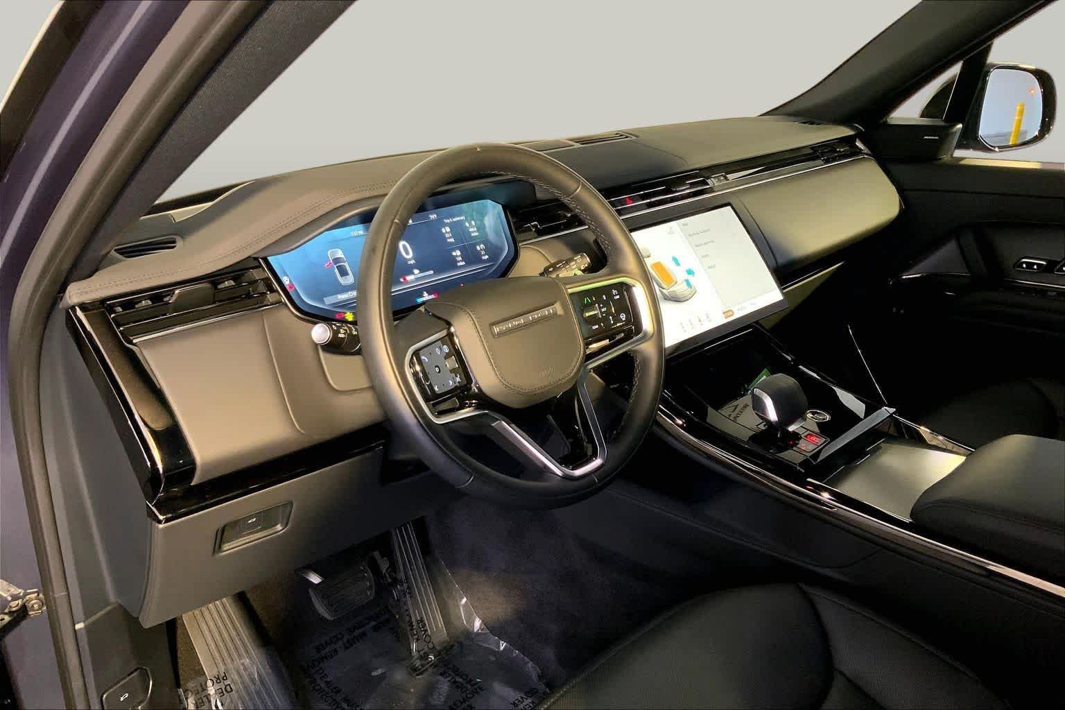 Used 2025 Varesine Blue Metallic Land Rover SE image 17