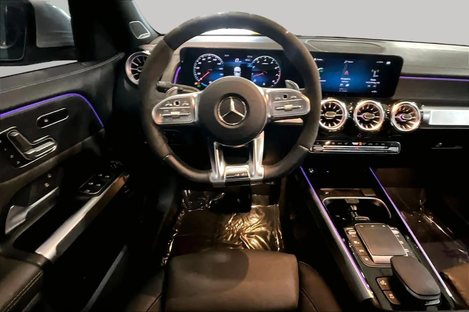 Certified Used 2022 Iridium Silver Metallic Mercedes-Benz AMG® GLB 35 image 6