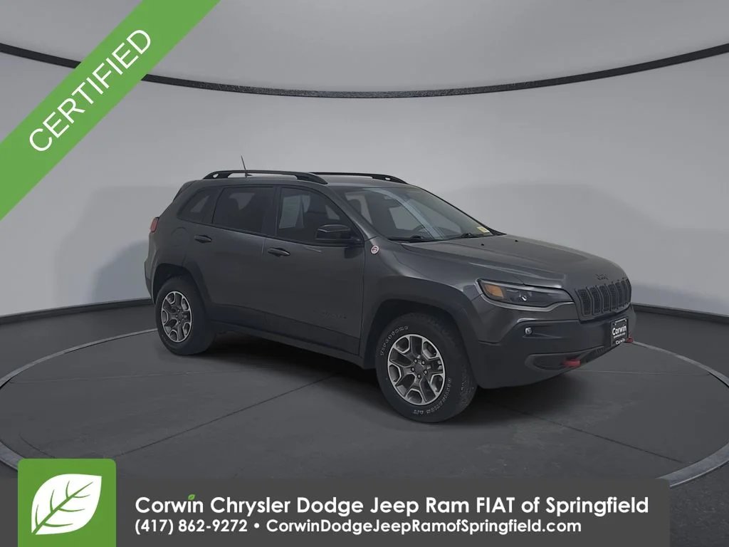 Used 2022 Gray Jeep Trailhawk image 3