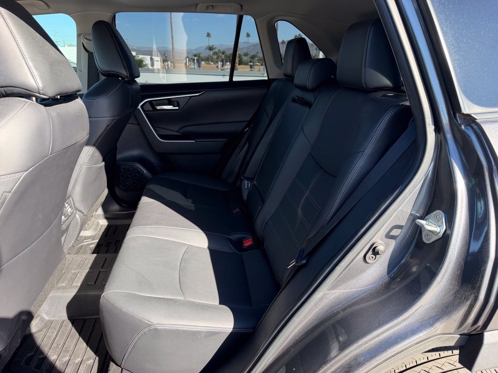 Used 2023 Magnetic Gray Metallic Toyota XLE Premium image 4