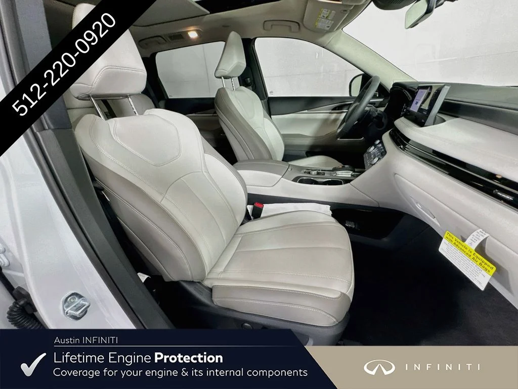 New 2027 White INFINITI LUXE image 38