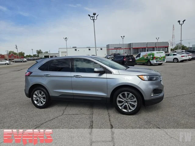 Used 2024 Silver Ford Titanium image 2
