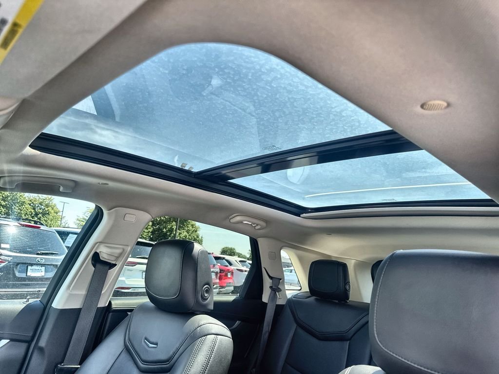 Used 2019 White Cadillac Luxury image 22