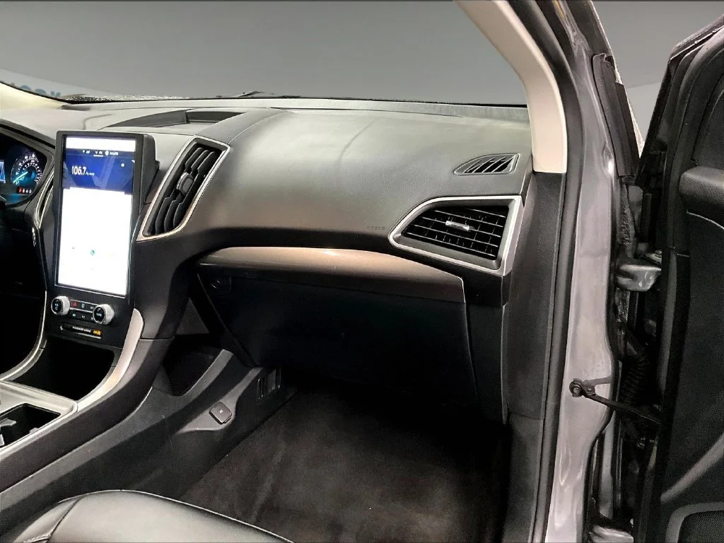 Used 2024 Gray Metallic Ford SEL image 13