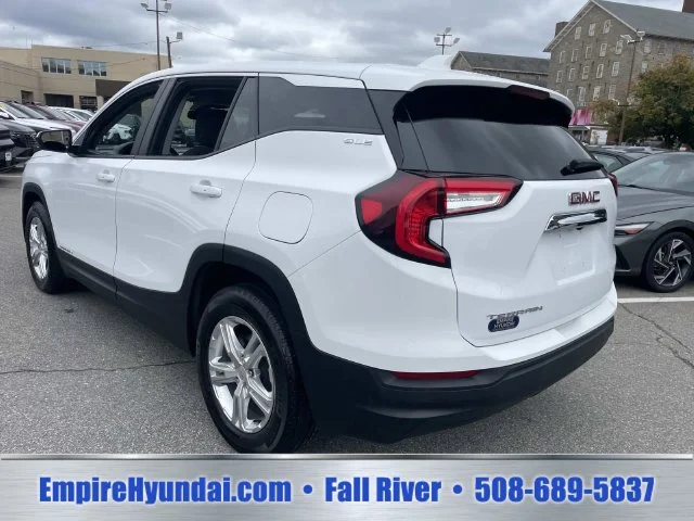 2024 GMC Terrain SLE - Photo 8