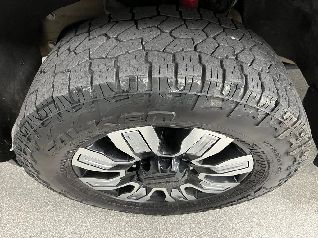 Used 2024 Black GMC Denali image 13
