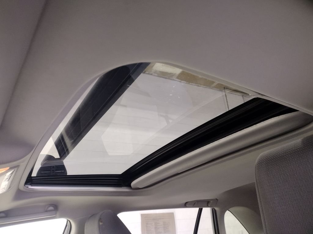 Used 2019 Blue Toyota XLE image 25