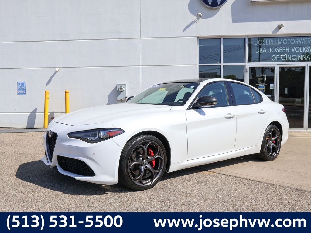 2018 Alfa Romeo Giulia 2.0 Ti Sport Auto AWD's photo