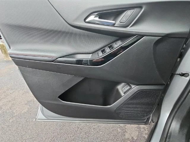Used 2025 Gray Chevrolet RS image 25