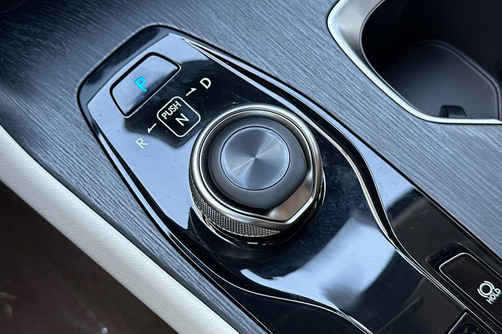 2026 Lexus RZ Premium - Photo 25