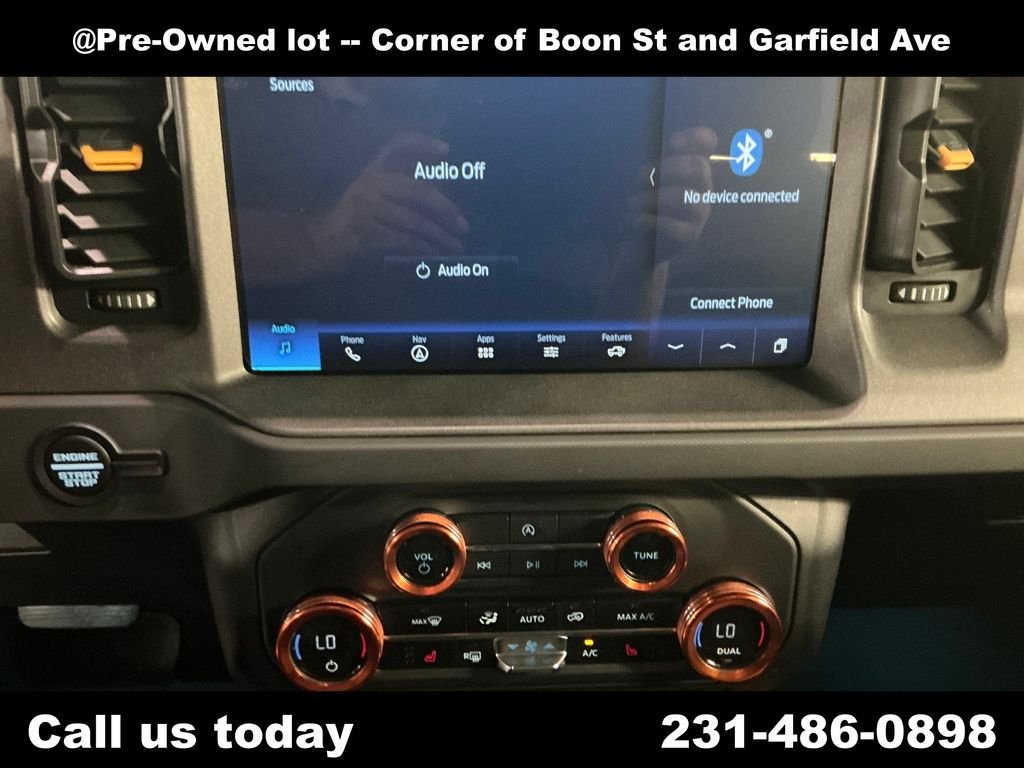 Used 2024 Silver Ford Badlands image 19