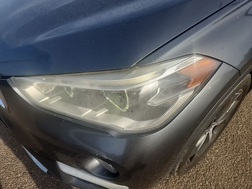 Used 2018 Mineral Gray Metallic BMW sDrive28i image 6