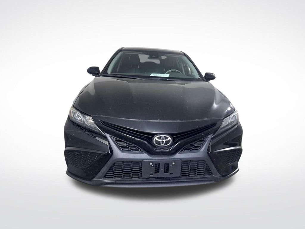 Used 2022 Black Toyota SE image 13