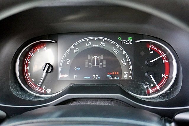 Used 2025 Gray Toyota LE image 29