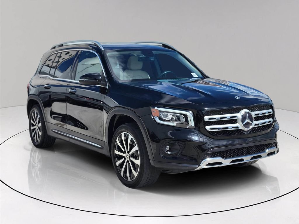 2023 Mercedes-Benz GLB Base