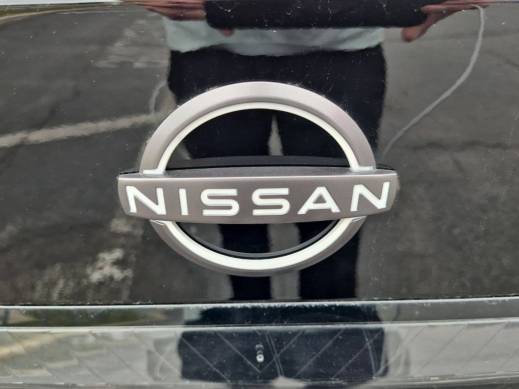 Used 2026 Super Black Nissan SL image 27