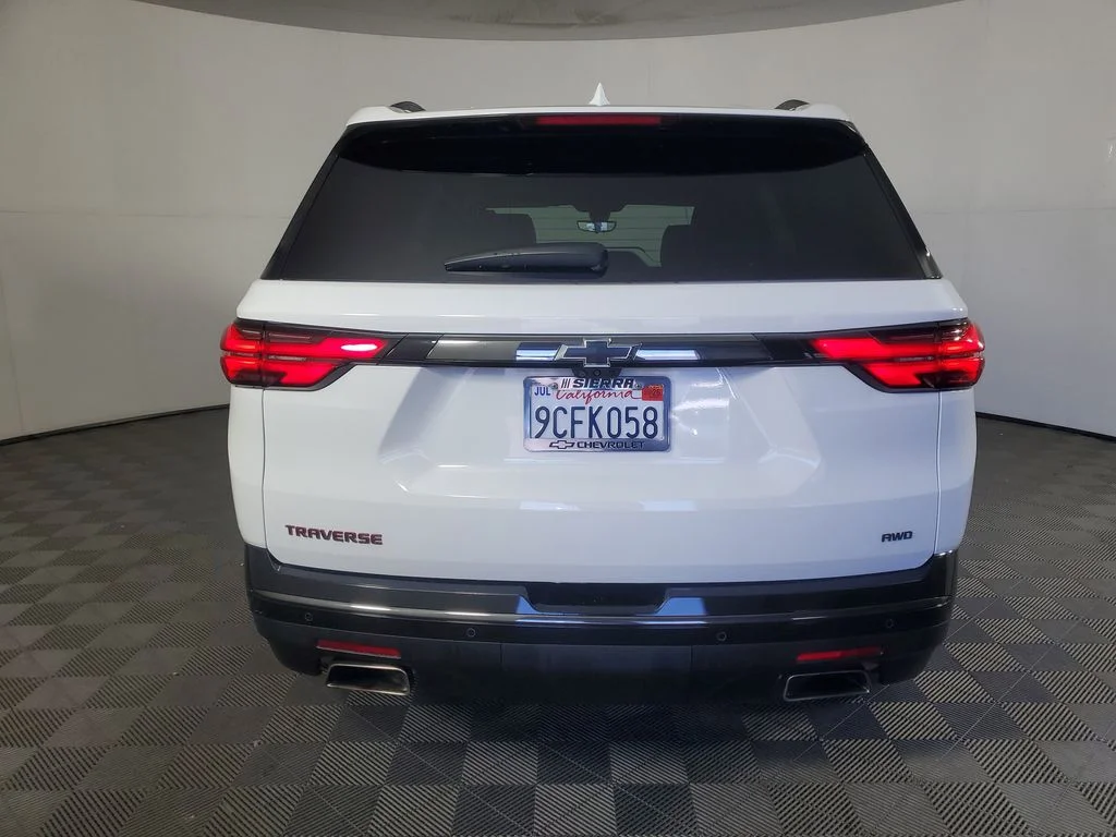 Used 2022 White Chevrolet Premier image 5