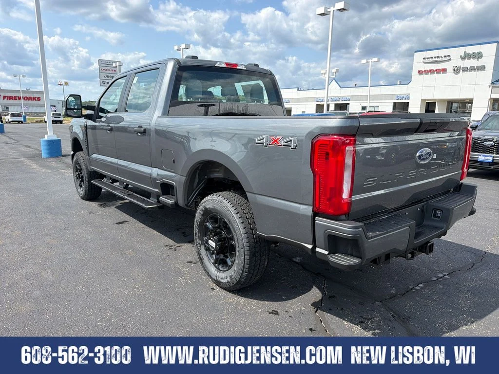 New 2026 Gray Ford XL image 3