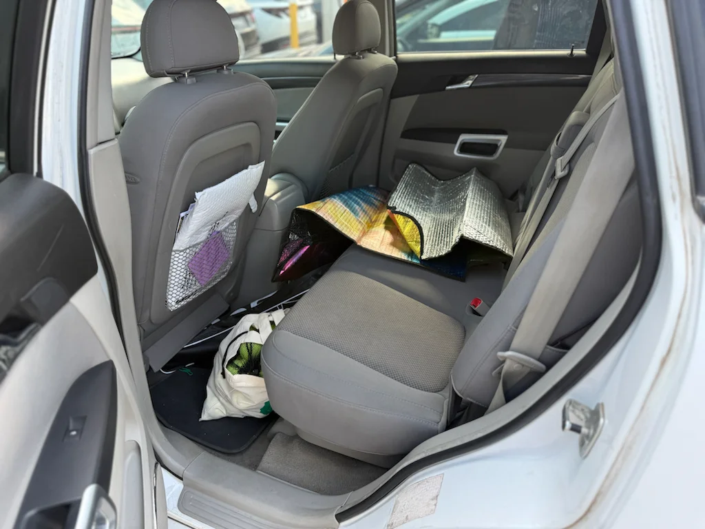 Used 2008 Polar White Saturn XR image 7