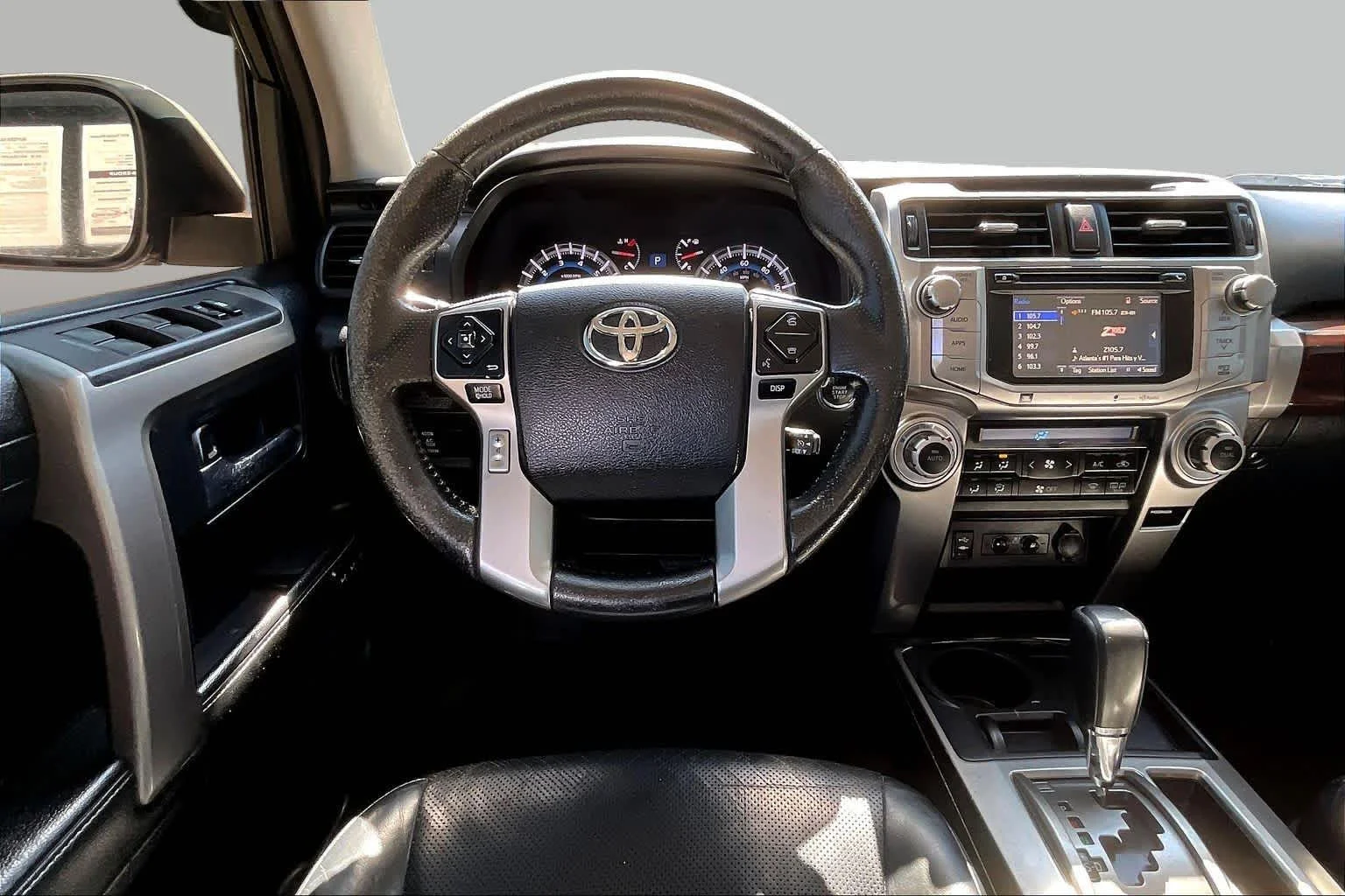 Used 2014 Blizzard Pearl Toyota Limited image 5