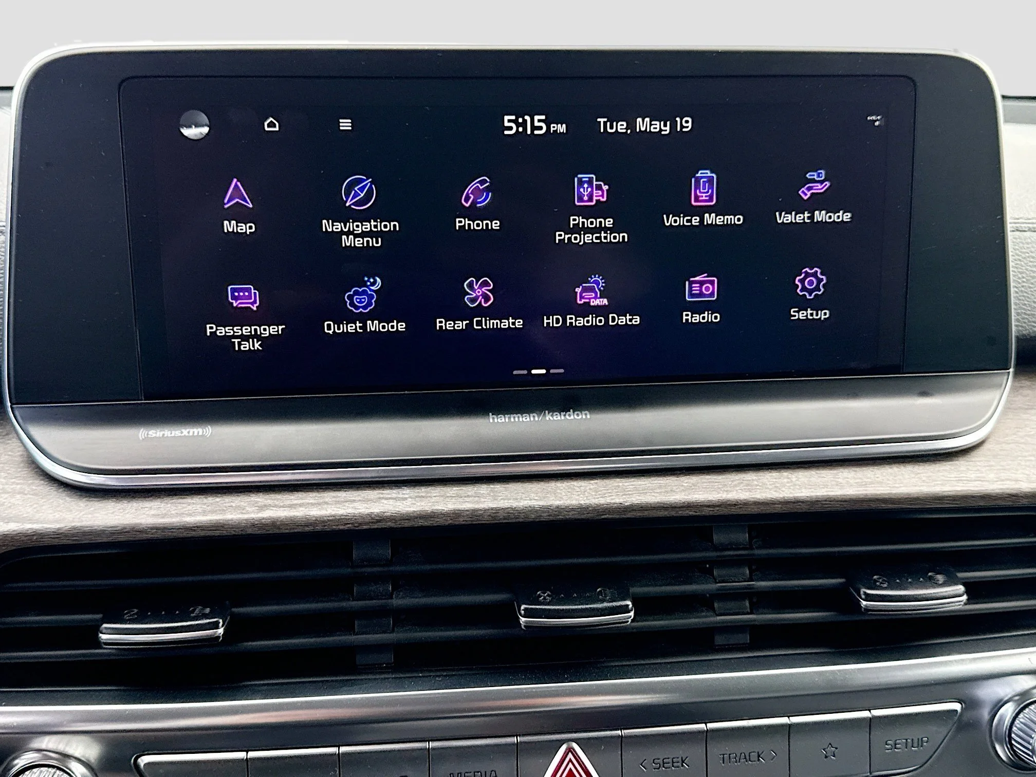 Used 2021 Wolf Gray Kia SX image 29