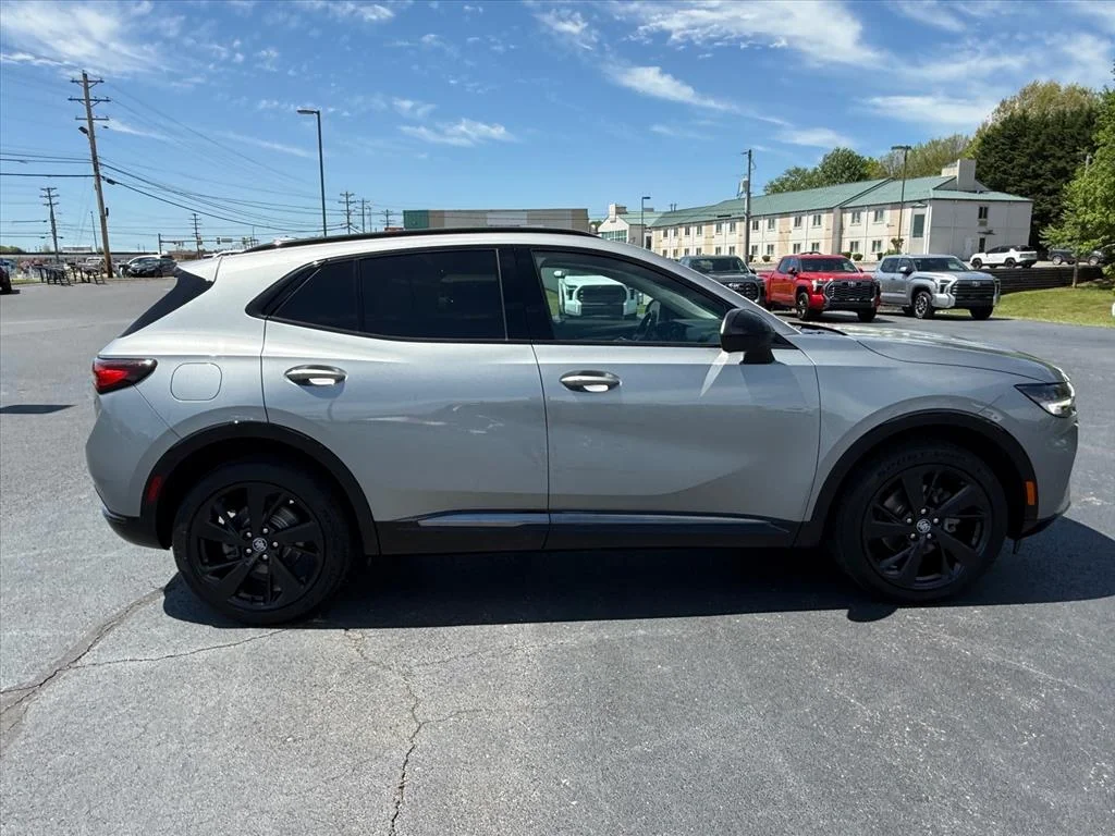 2023 Buick Envision Essence - Photo 8
