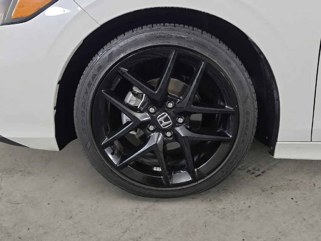 2025 Honda Civic Sport - Photo 9