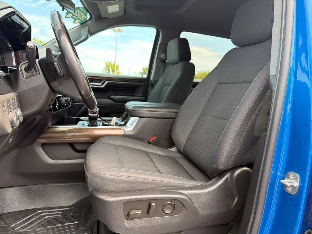 2023 Chevrolet Silverado 1500 LT Trail Boss - Photo 10