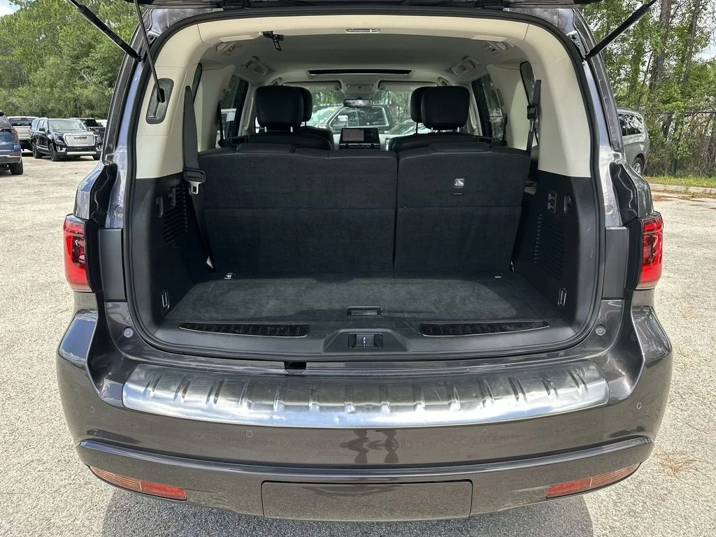 Certified Used 2024 Anthracite Gray INFINITI LUXE image 26