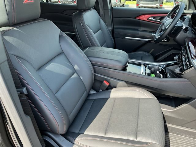 2026 Chevrolet Traverse Z71 Black at Solomon Chevrolet
