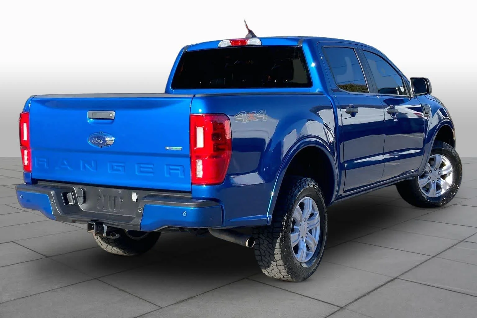 Certified Used 2019 Blue Ford XLT image 13