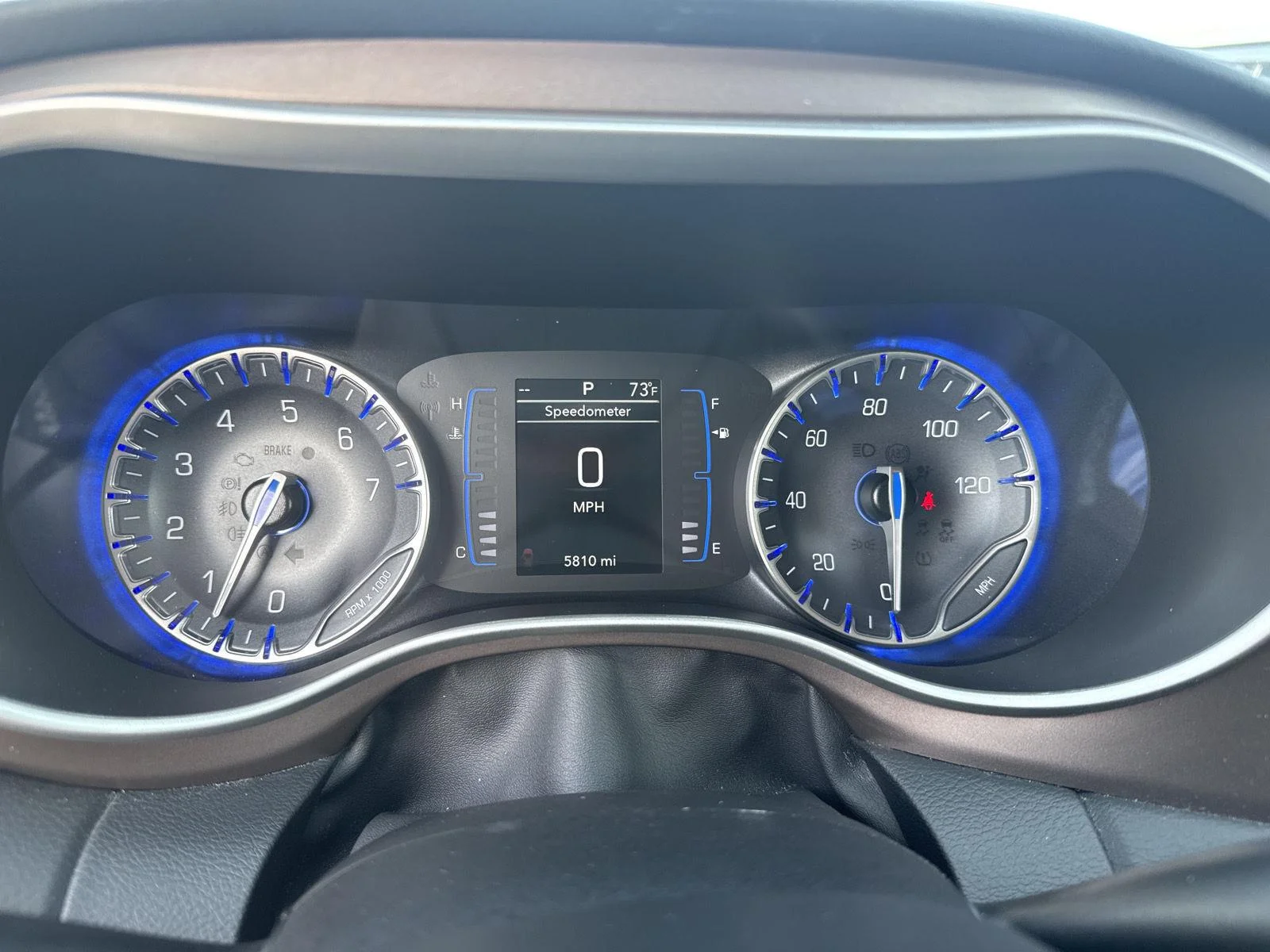 Used 2022 Granite Crystal M Chrysler LX image 23