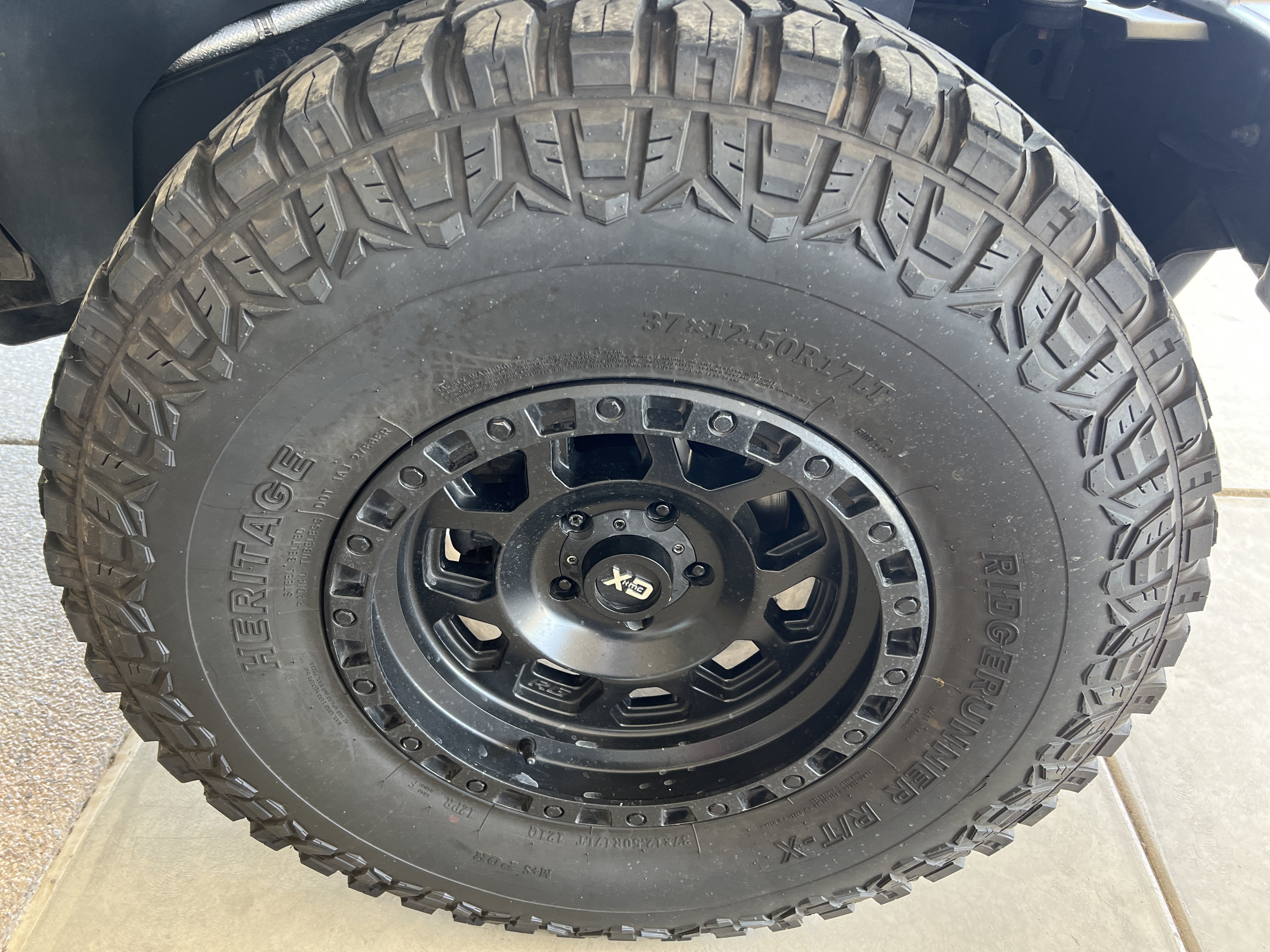 Used 2017 Gray Jeep Sport image 12