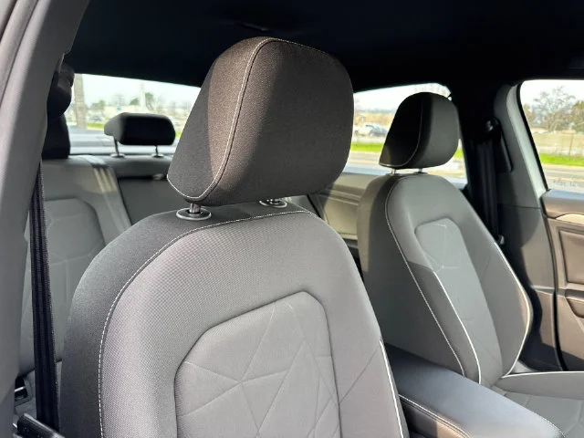 New 2026 Pure White Volkswagen 1.5T Sport image 16