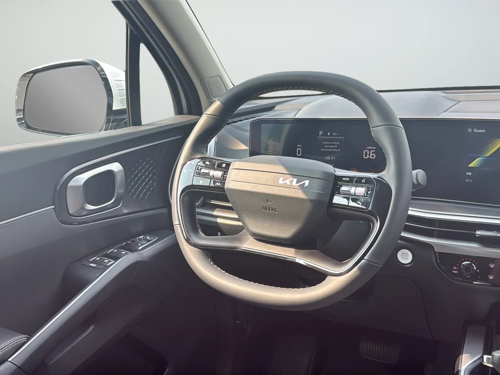 New 2026 Glacial White Pearl Kia LX image 36