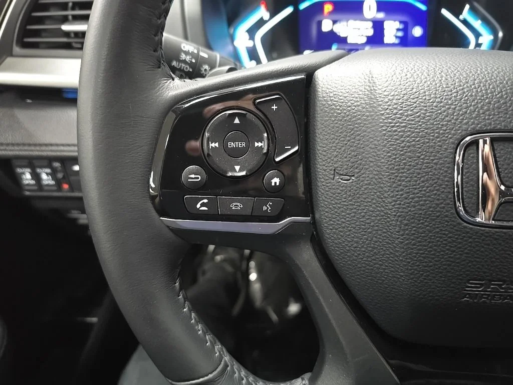 Used 2024 Gray Honda Touring image 20