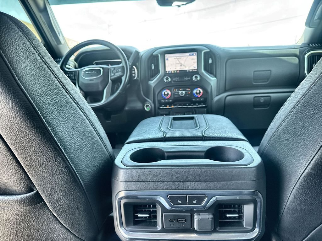Used 2021 White GMC Denali image 17