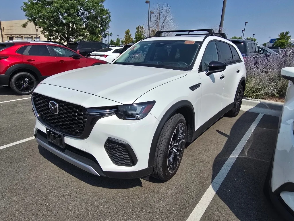 Used 2025 Rhodium White Premium Mazda Premium Package image 11