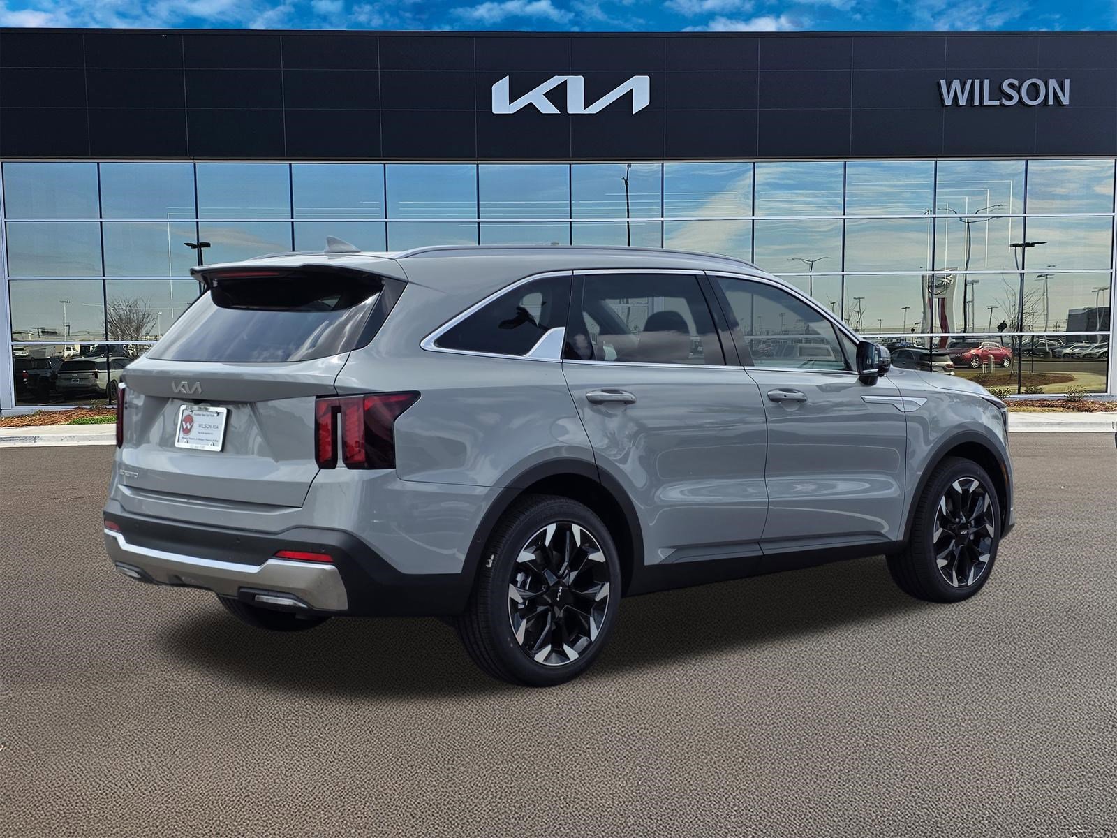New 2026 Wolf Gray Kia SX image 2