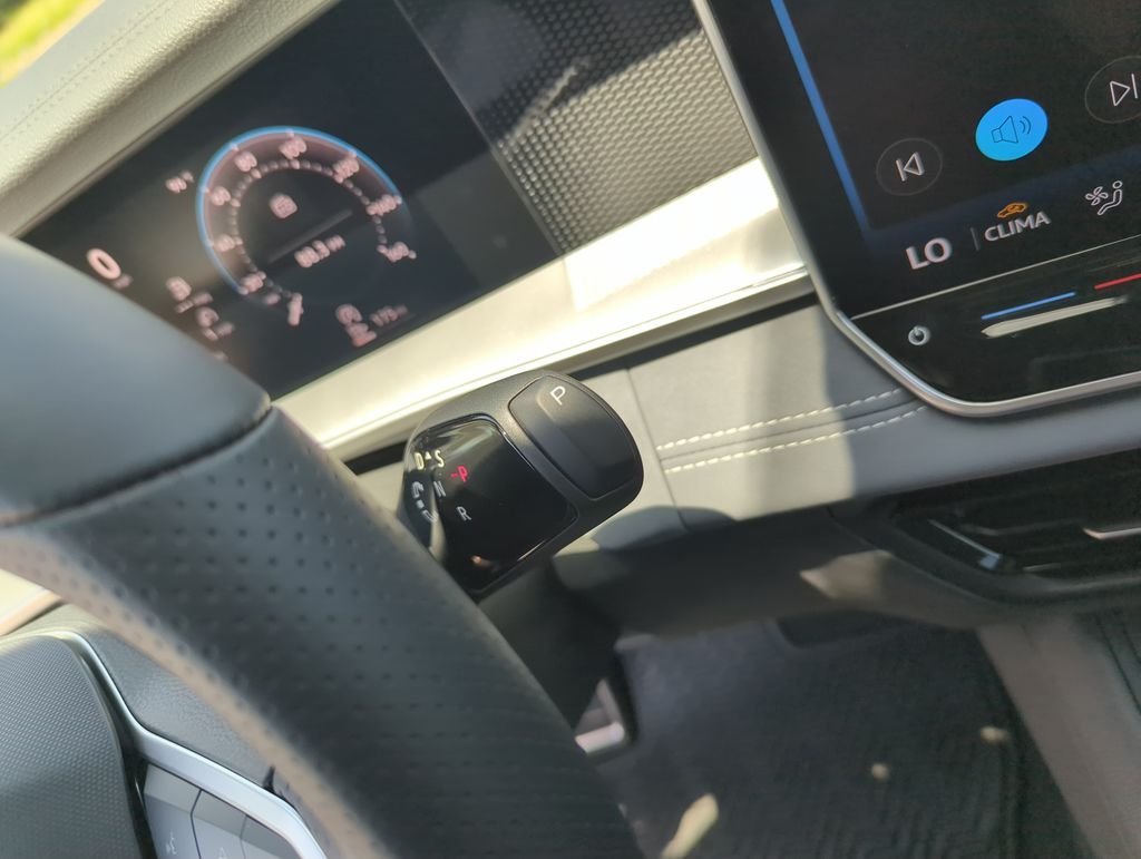 New 2026 Black Volkswagen 2.0T SE R-Line Black image 24