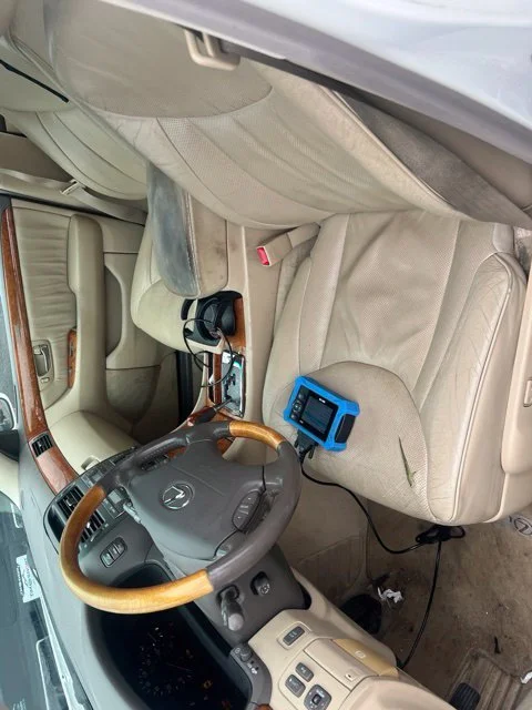 Used 2005 White Lexus 430 image 5