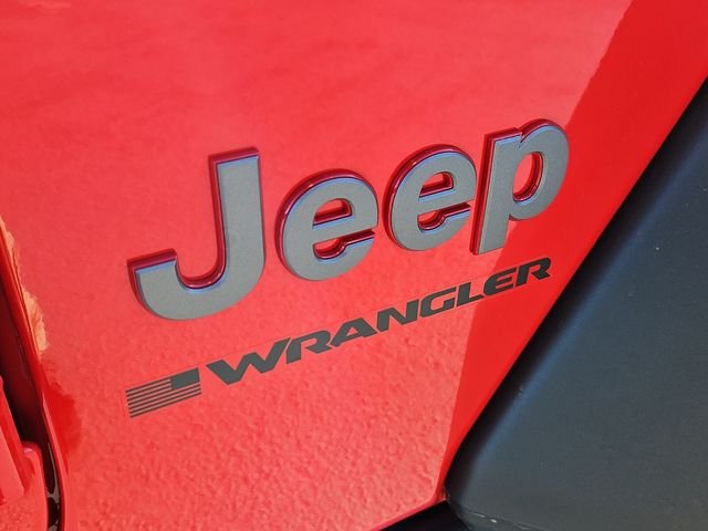 New 2026 Firecracker Red Clear-Coat Exterior Paint Jeep Rubicon image 25