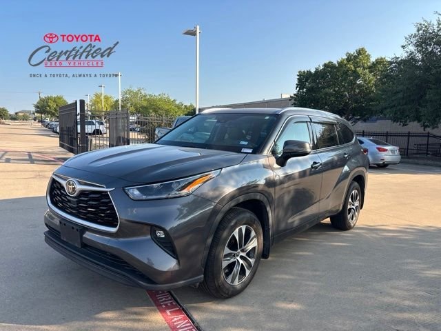 Certified Used 2021 Gray Toyota XLE image 1